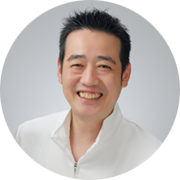 綱島かわの整骨院　院長　川野 耕作